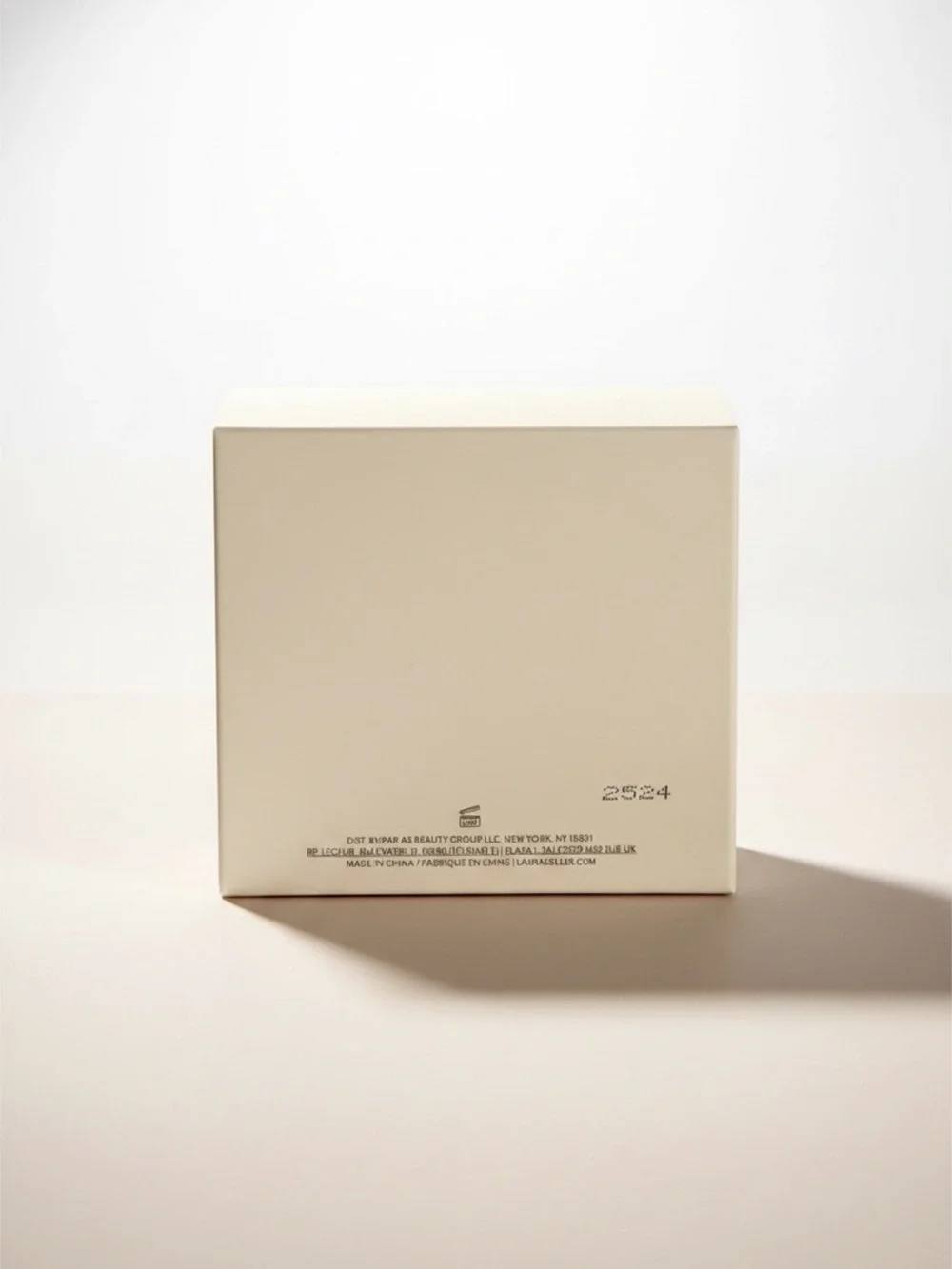 Laura Geller Exotic LocaleFace Palette‎